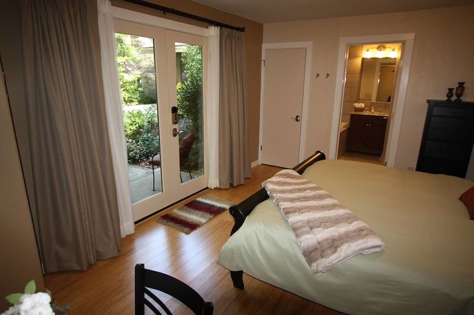 Imagen de la habitación del Hotel The Inn at Shasta Lake. Foto 6