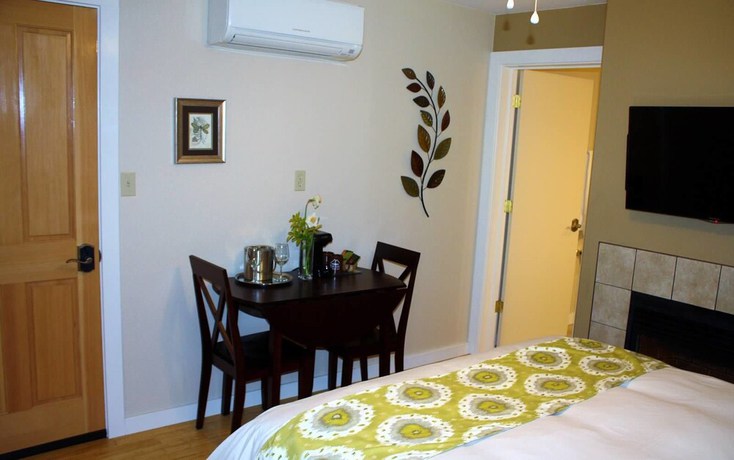 Imagen de la habitación del Hotel The Inn at Shasta Lake. Foto 9