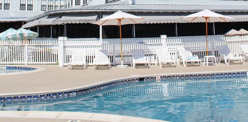 Imagen de la piscina del Hotel The Inn of Cape May. Foto 19