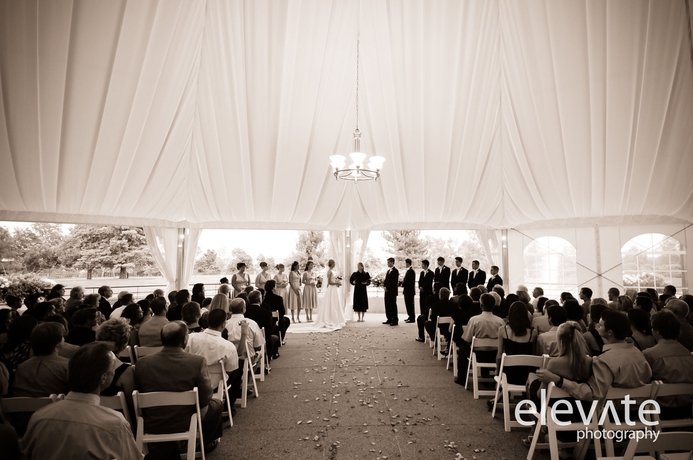 Imagen de los exteriores del Hotel The Inverness Denver, A Hilton Golf and Spa Resort. Foto 8