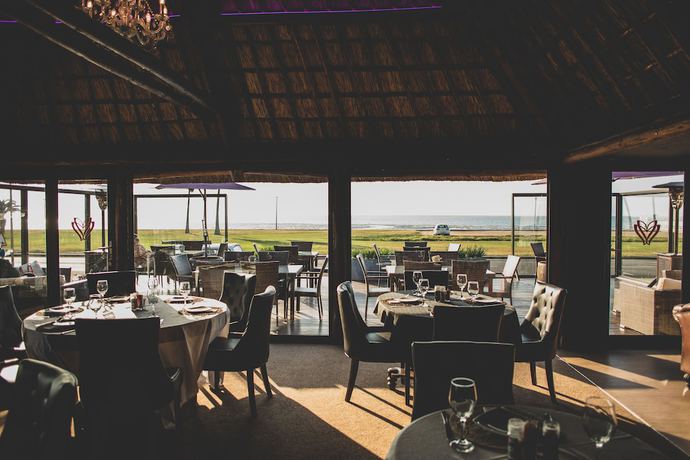 Imagen del bar/restaurante del Hotel The Iris Boutique. Foto 2