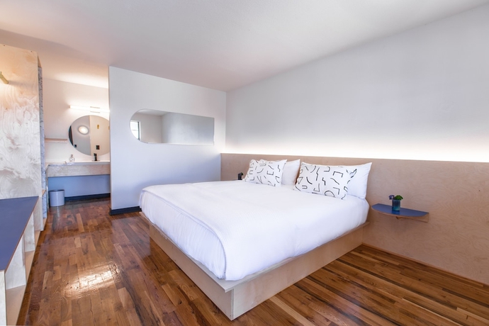 Imagen de la habitación del Hotel The Iris Motel, Berry Hill. Foto 3
