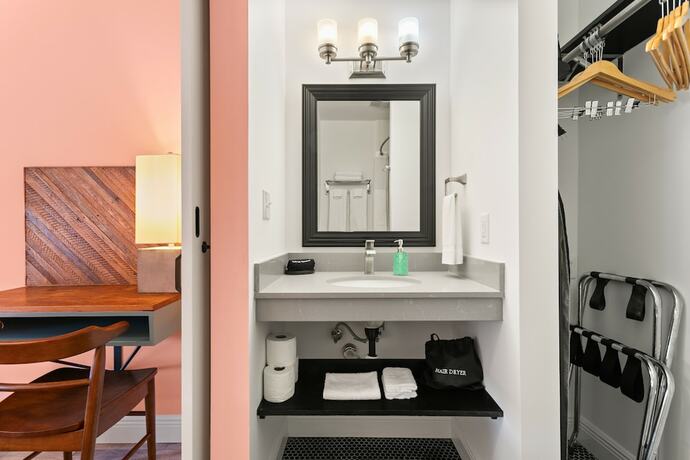 Imagen general del Hotel The Iris Motel, Mid-City. Foto 8