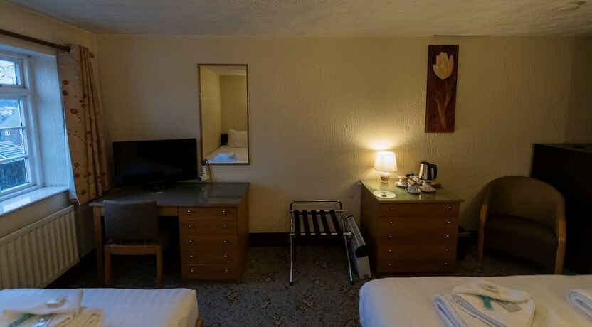 Imagen de la habitación del Hotel The Isca Arms. Foto 17