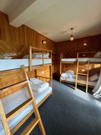 Imagen de la habitación del Hotel The Isisinga. Foto 10