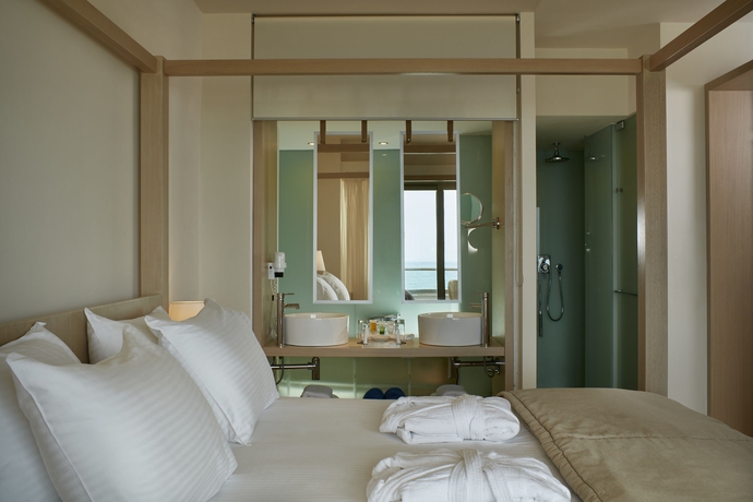 Imagen de la habitación del Hotel The Island - Adults Only. Foto 6