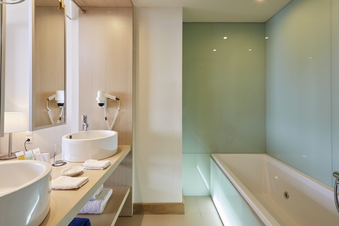 Imagen de la habitación del Hotel The Island - Adults Only. Foto 8