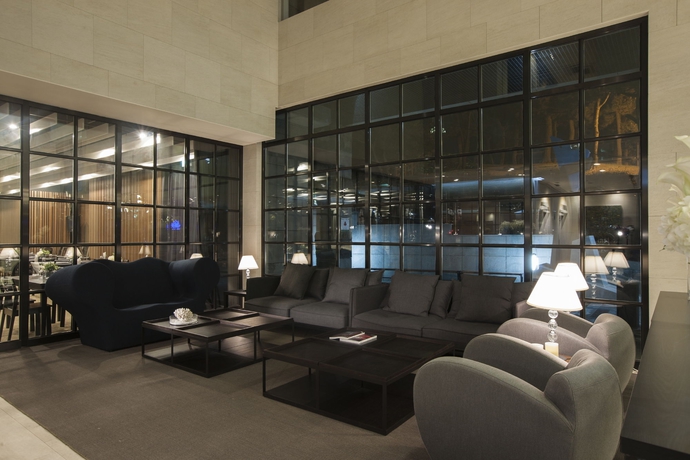 Imagen de los interiores del Hotel The Island Blue. Foto 7