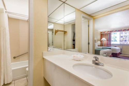 Imagen de la habitación del Hotel The Island Resort At Fort Walton Beach. Foto 12
