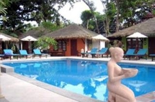 Imagen de la piscina del Hotel The Island Resort & Spa. Foto 11