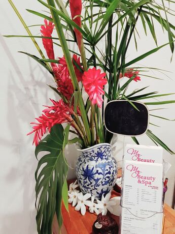 Imagen de la piscina del Hotel The Islander. Foto 34