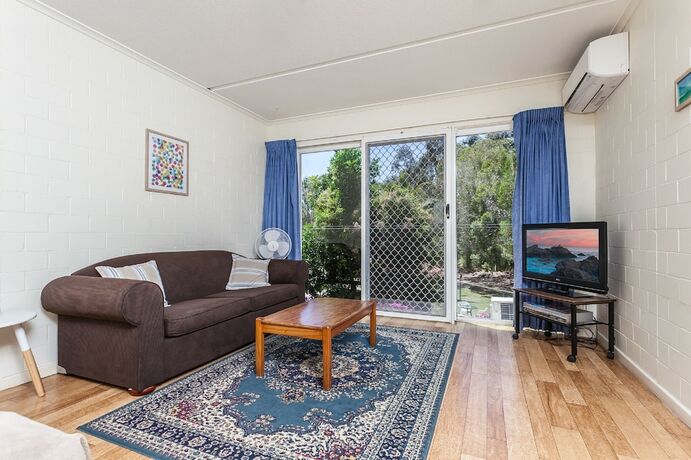 Imagen de la habitación del Hotel The Islander Holiday Resort. Foto 25