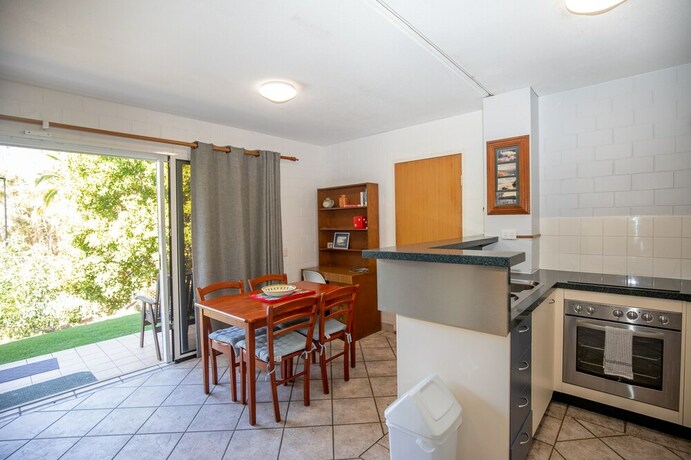 Imagen de la habitación del Hotel The Islander Holiday Resort. Foto 36