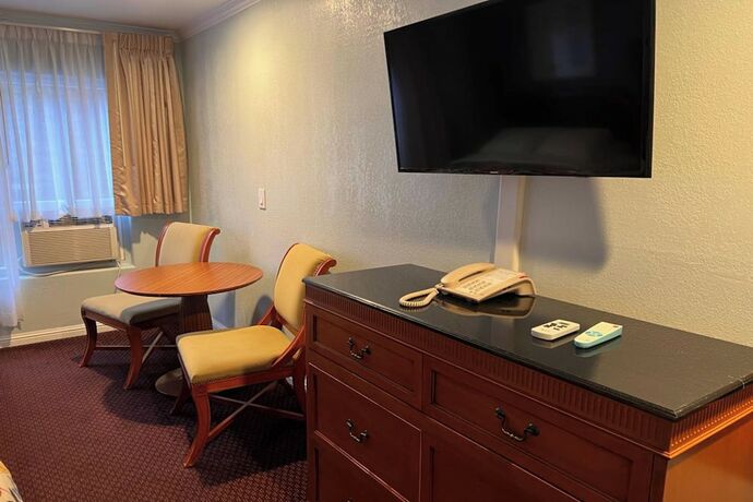 Imagen general del Hotel The Islander Motel Santa Cruz. Foto 1