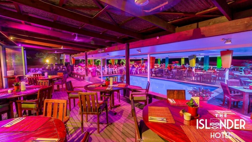Imagen del bar/restaurante del Hotel The Islander, Rarotonga. Foto 24
