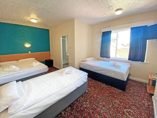 Imagen general del Hotel The J and S. Foto 9