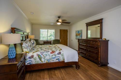 Imagen de la habitación del Hotel The Jack London Lodge. Foto 5