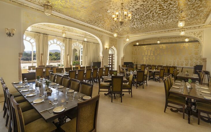Imagen del bar/restaurante del Hotel The Jaibagh Palace. Foto 18