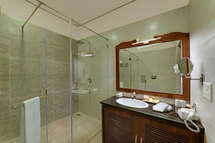 Imagen general del Hotel The Jaibagh Palace. Foto 7