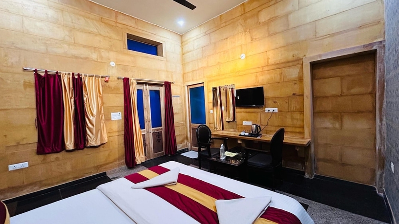 Imagen de la habitación del Hotel The Jaigarh Palace Jaisalmer. Foto 10