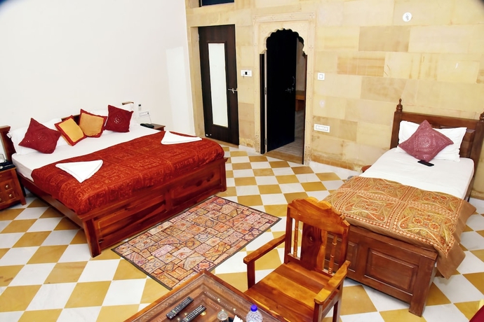 Imagen de la habitación del Hotel The Jaigarh Palace Jaisalmer. Foto 14