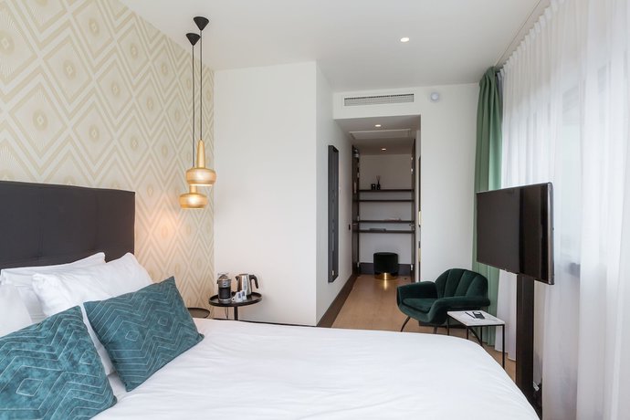 Imagen de la habitación del Hotel The James Hotel Rotterdam. Foto 11