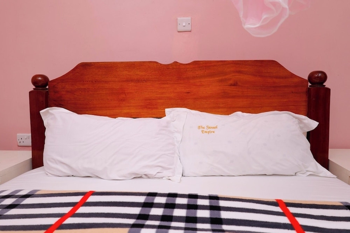 Imagen de la habitación del Hotel The Jansol Empire. Foto 3
