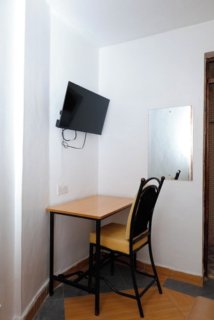 Imagen de la habitación del Hotel The Jansol Empire. Foto 10