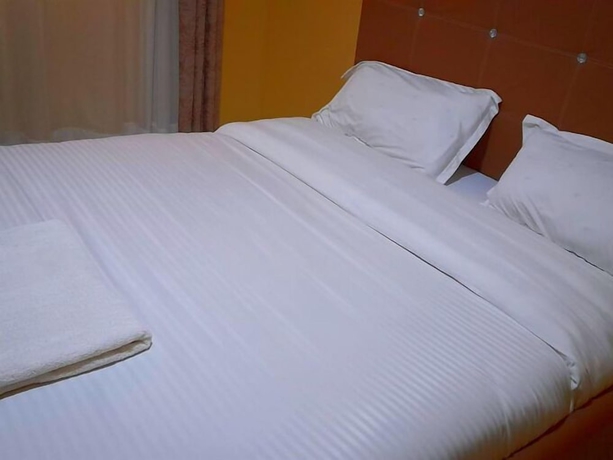 Imagen de la habitación del Hotel The Jansol Empire. Foto 11