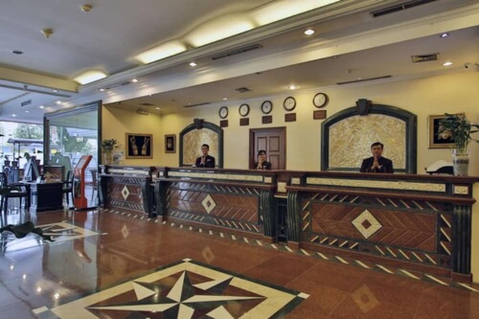 Imagen de los interiores del Hotel The Jayakarta Jakarta. Foto 16