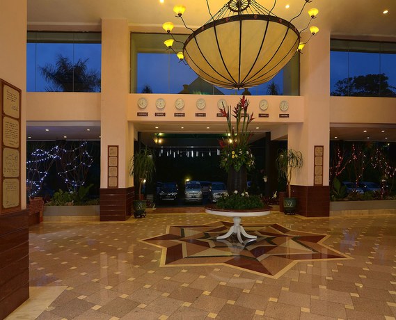 Imagen de los interiores del Hotel The Jayakarta Suites Bandung. Foto 6