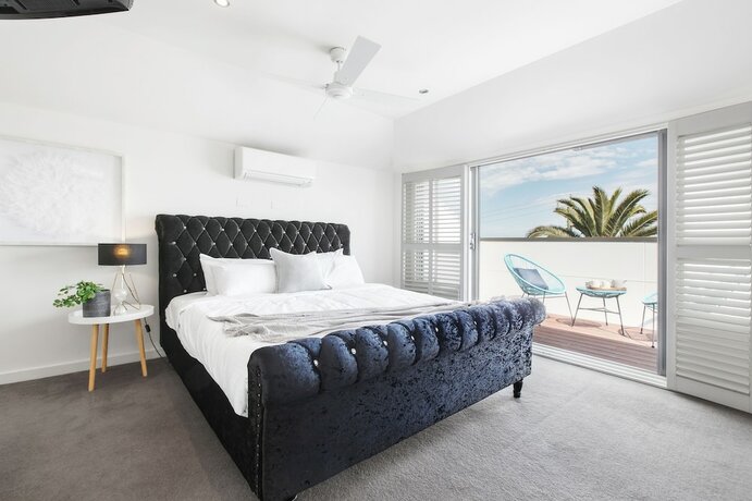 Imagen general del Hotel The Jetty Beach Apartment By Ready Set Host. Foto 1
