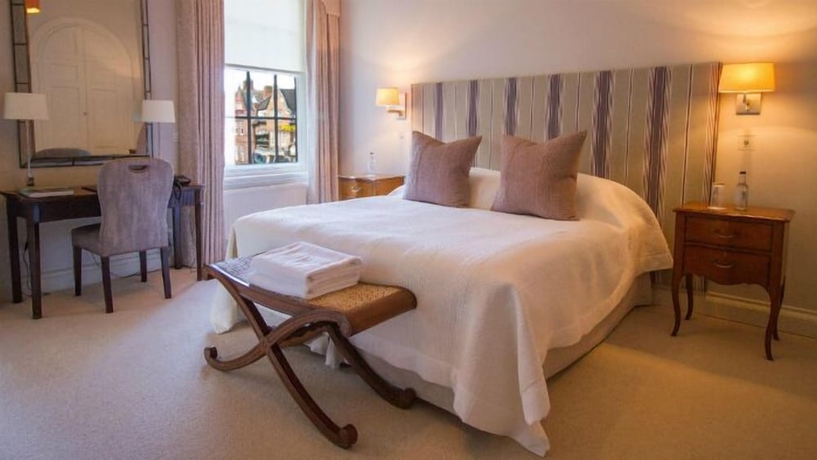 Imagen de la habitación del Hotel The Jockey Club Rooms. Foto 4