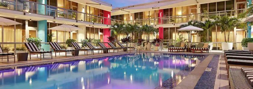 Imagen de la piscina del Hotel The Jordan San Gabriel, Curio Collection By Hilton. Foto 14
