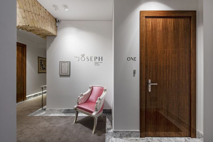 Imagen general del Hotel The Joseph Boutique Suites. Foto 2