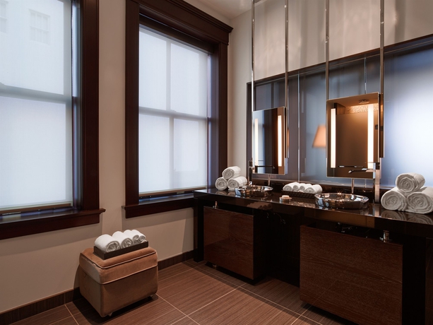 Imagen de la habitación del Hotel The Joule. Foto 7