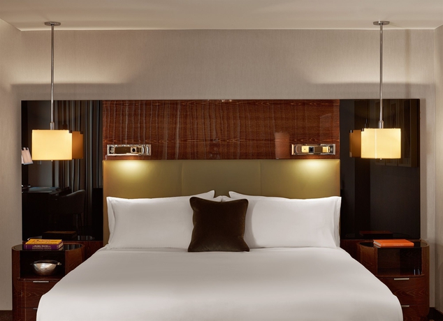 Imagen de la habitación del Hotel The Joule. Foto 10