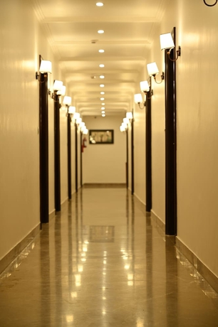 Imagen de la habitación del Hotel The Js Souvenir. Foto 11