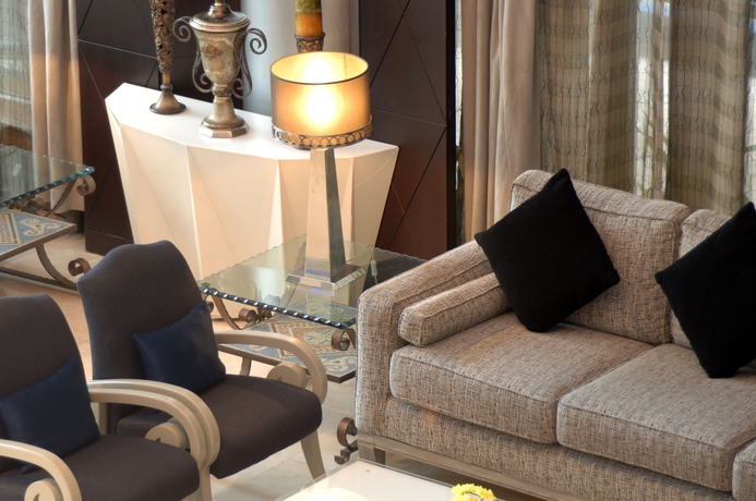 Imagen de los interiores del Hotel The Juffair Grand. Foto 15