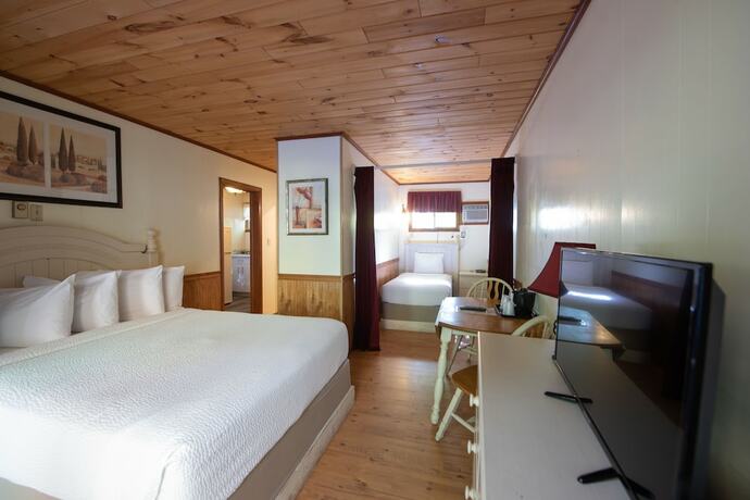 Imagen de la habitación del Hotel The Juliana Resort. Foto 17