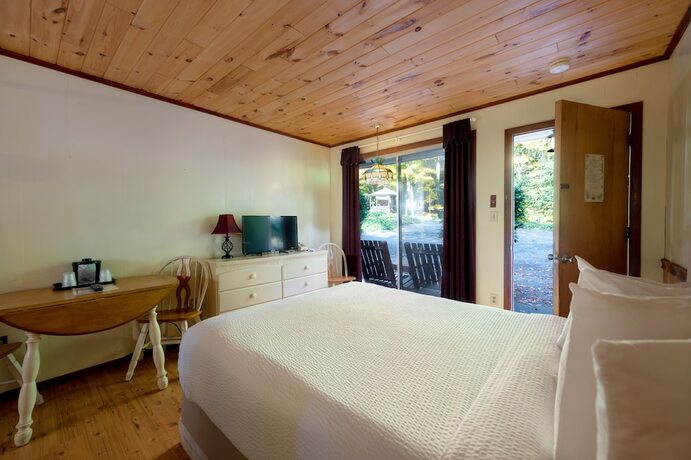 Imagen de la habitación del Hotel The Juliana Resort. Foto 19