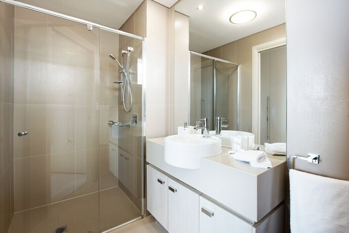 Imagen de la habitación del Hotel The Junction Palais. Foto 18