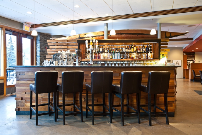 Imagen del bar/restaurante del Hotel The Juniper. Foto 7