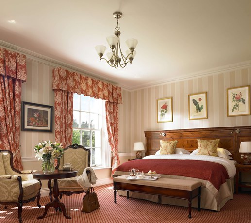 Imagen de la habitación del Hotel The K Club. Foto 16