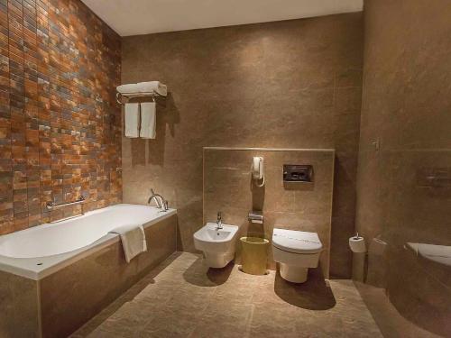 Imagen de la habitación del Hotel The K Hotel. Foto 14