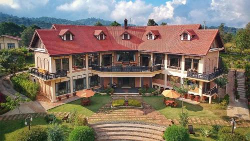 Imagen general del Hotel The - Kalaw Hill Lodge. Foto 1