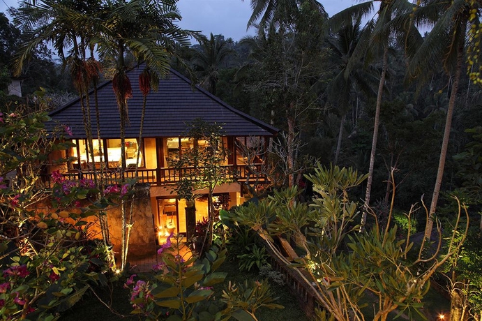 Imagen de los exteriores del Hotel The Kampung Resort Ubud. Foto 10