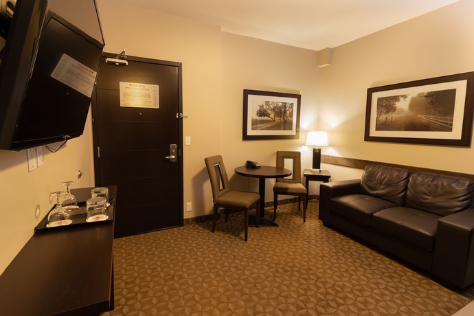 Imagen de la habitación del Hotel The Kanata by BCMInns Whitecourt. Foto 7