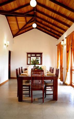 Imagen del bar/restaurante del Hotel The Kandyan Villa. Foto 4