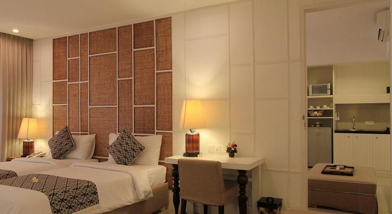 Imagen de la habitación del Hotel The Kanjeng Suites and Villas Seminyak. Foto 15